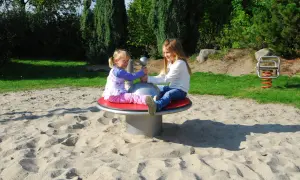 Ile kosztuje certyfikat na plac zabaw? Sprawdź ceny i rodzaje inspekcji