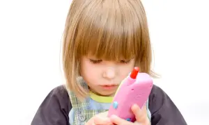 Najlepsze telefony zabawkowe - edukacja i bezpieczeństwo dla dzieci