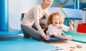 Kurs terapeuty integracji sensorycznej – jak zdobyć kwalifikacje?