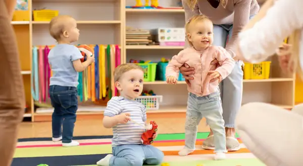 Ile opiekunek w przedszkolu? Sprawdź, ile dzieci może mieć jedna opiekunka