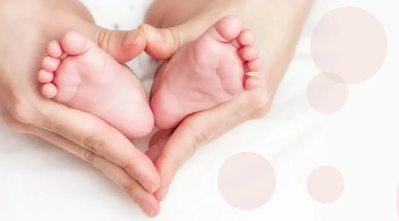 Zdjęcie Ile dziecko powinno przybierać? Kluczowe normy przyrostu wagi